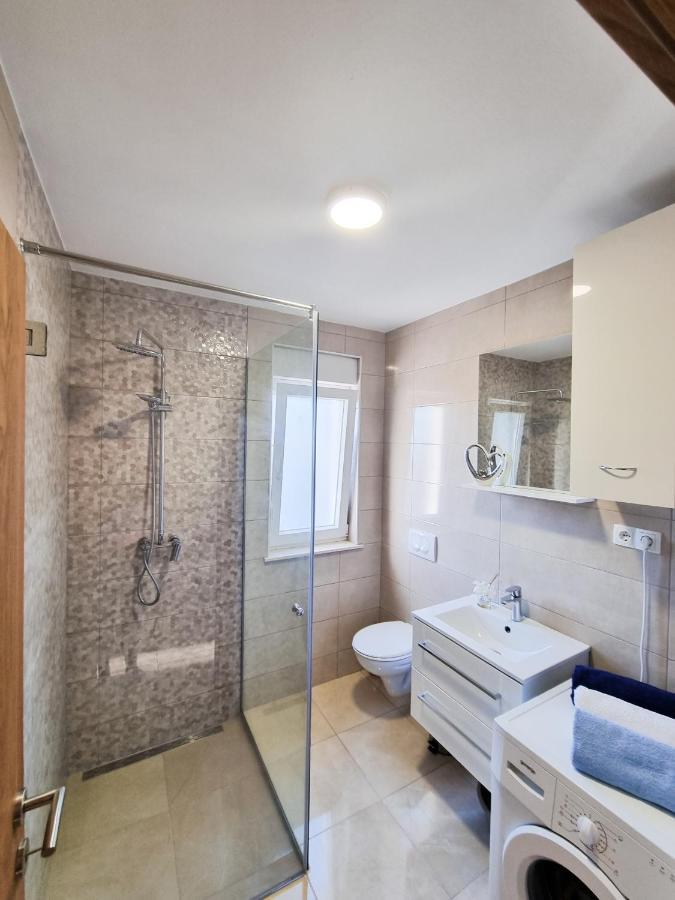 Apartment Ane 2 Tisno Exterior foto